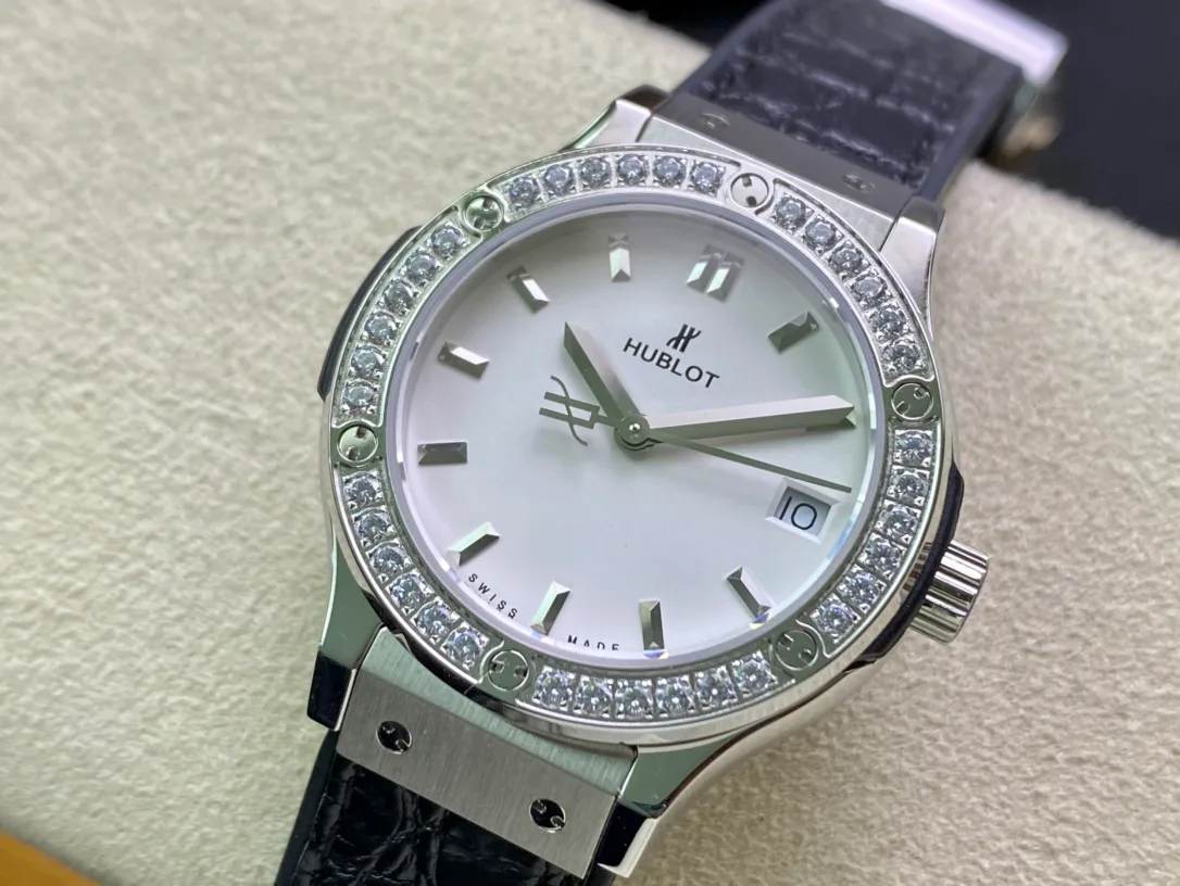 Часы Женские Hublot 17629723