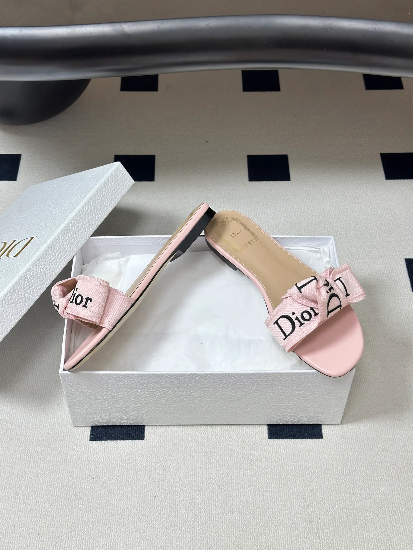 Шлепанцы Женские Christian Dior 18262087
