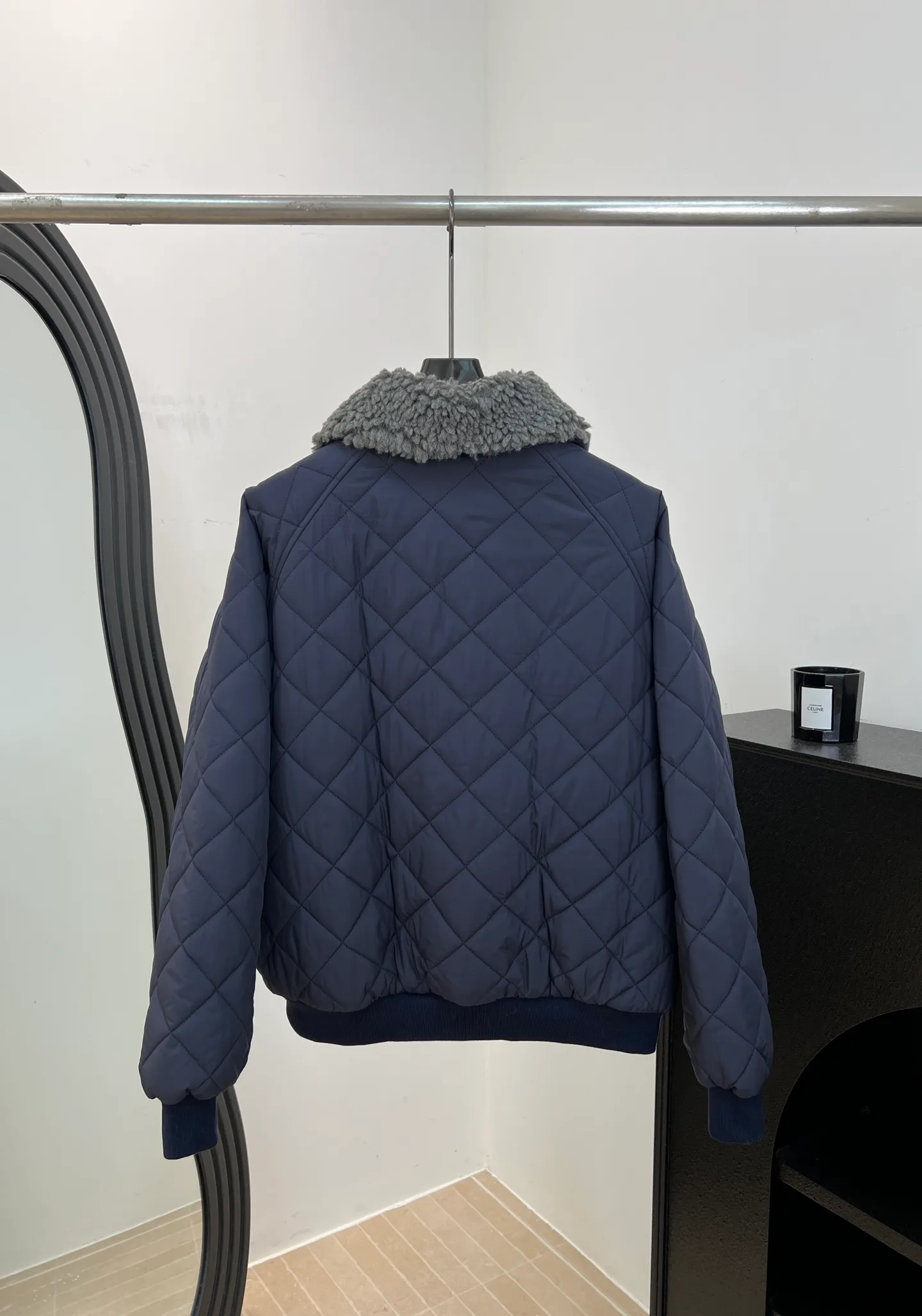 Куртки И Пуховики Женские Miu Miu 18733498