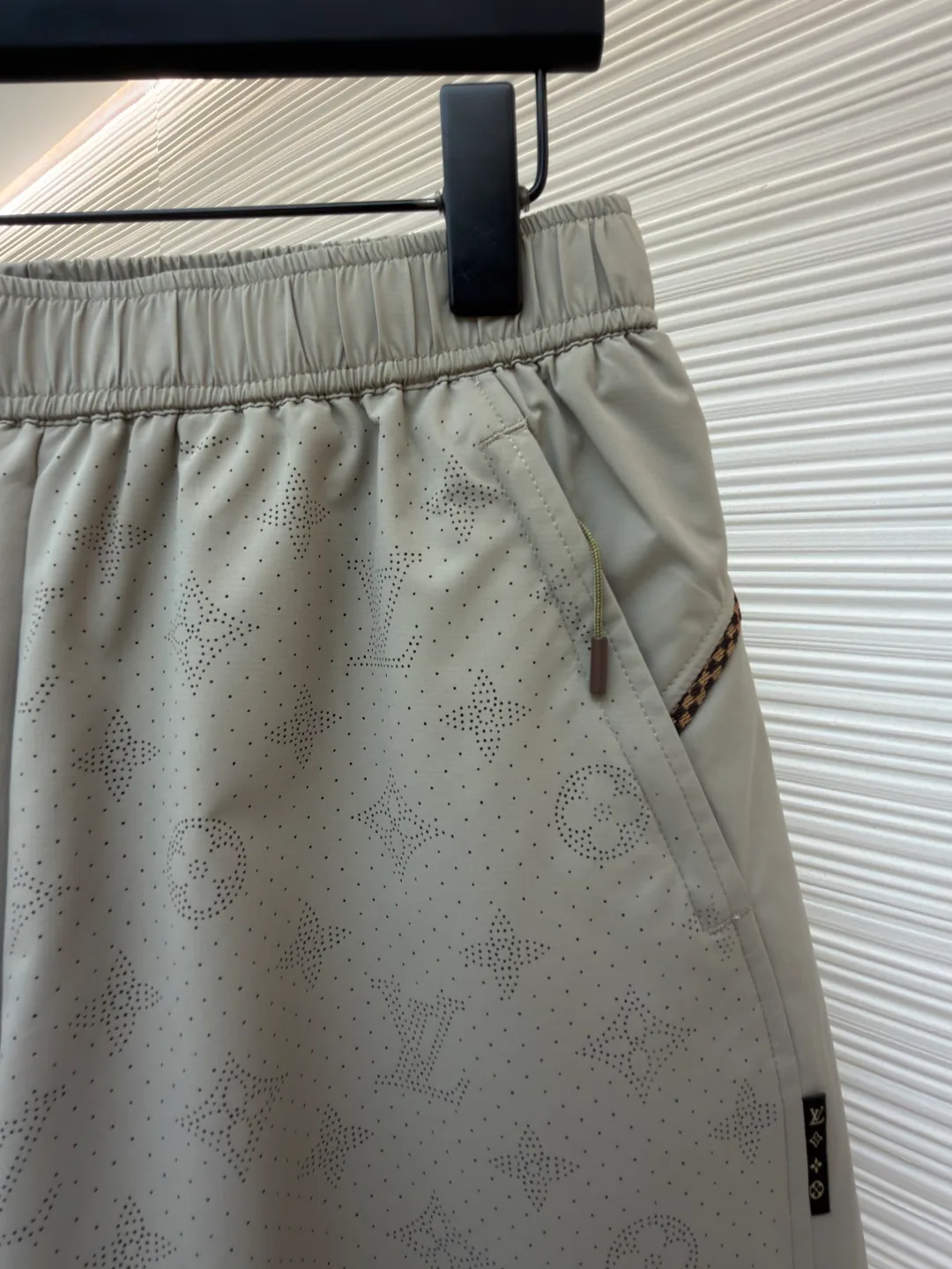 Шорты Мужские Louis Vuitton 17054888