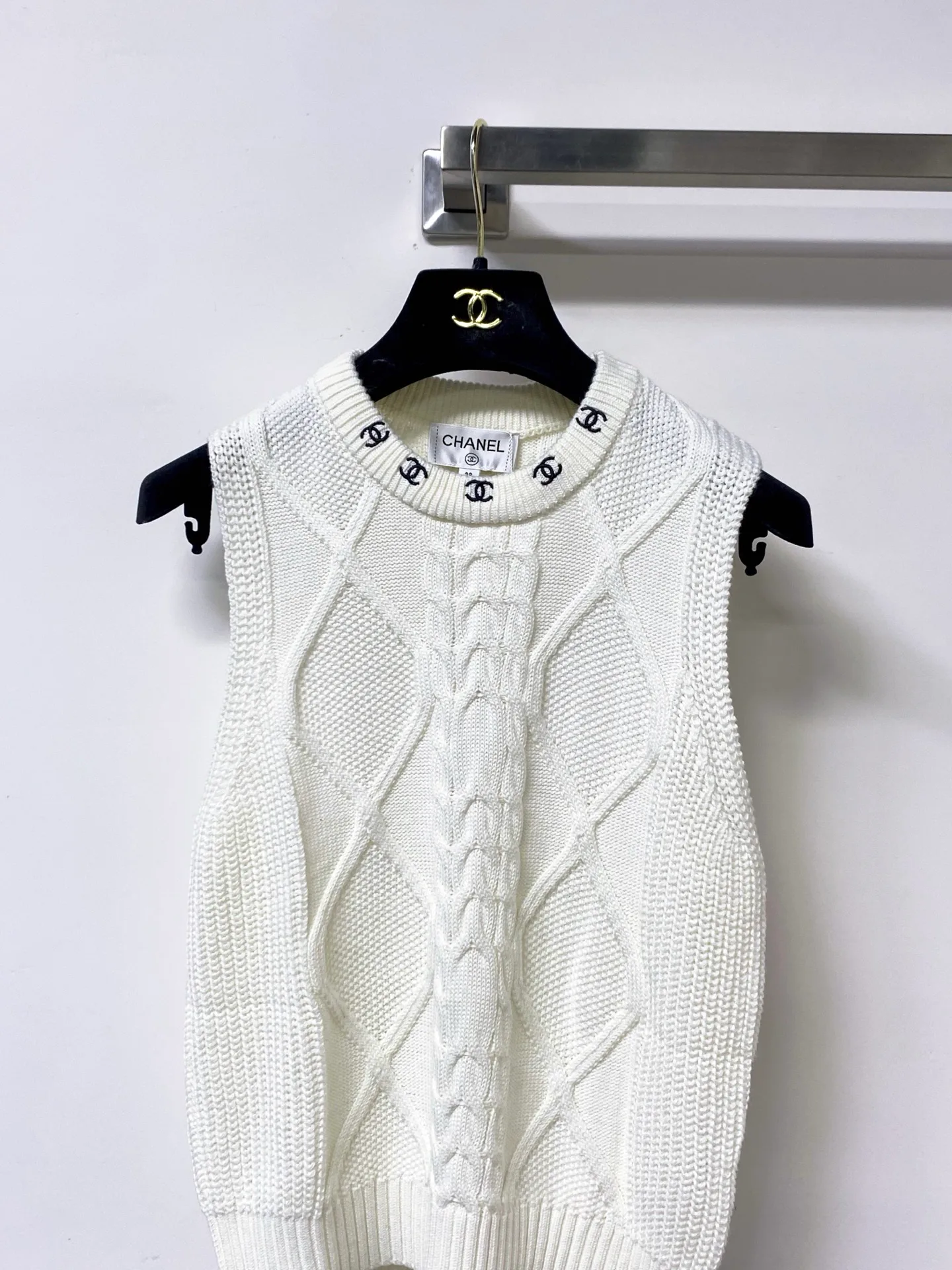Жилеты Женские Chanel 13162532