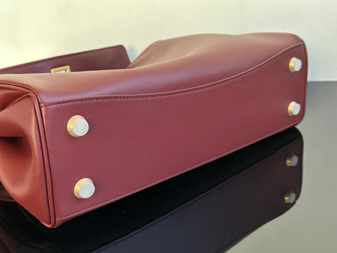 Классические Сумки Женские Balenciaga 5037627