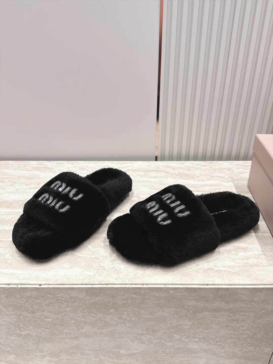 Тапочки Женские Miu Miu 18025325