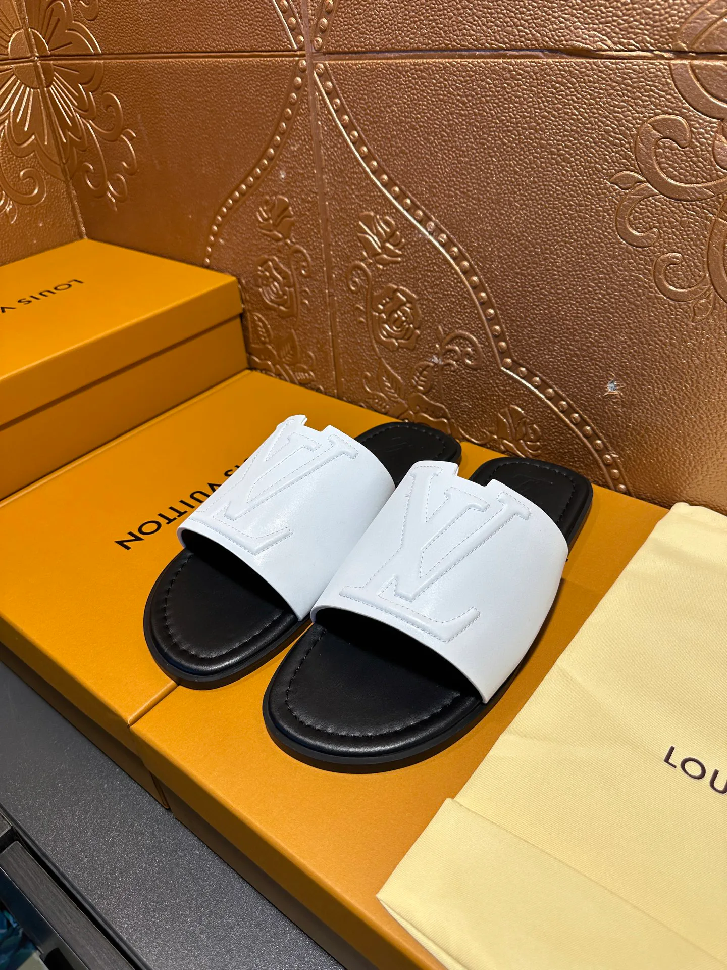 Шлепанцы Мужские Louis Vuitton 11488094