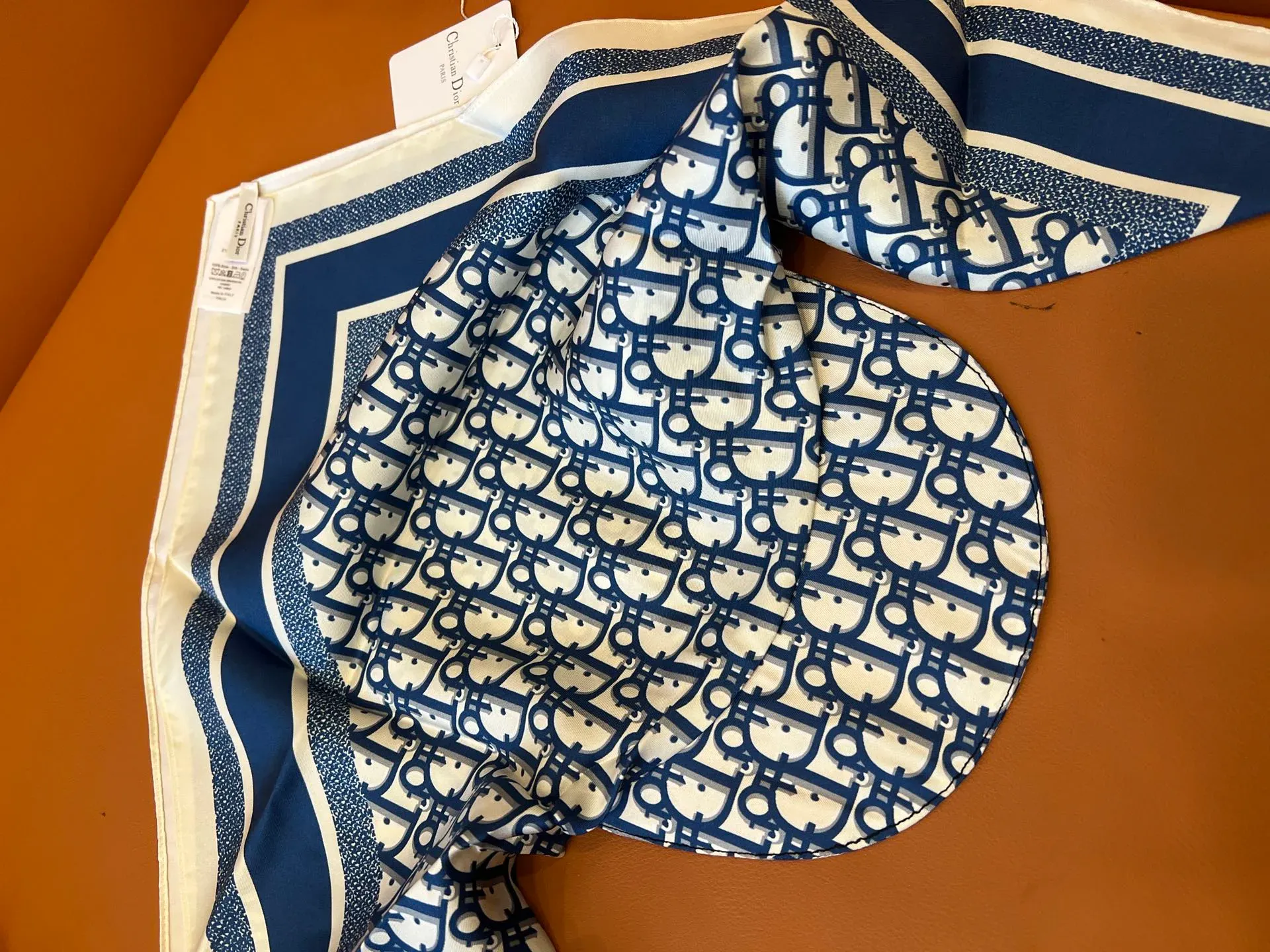 Головные Уборы Christian Dior 242193