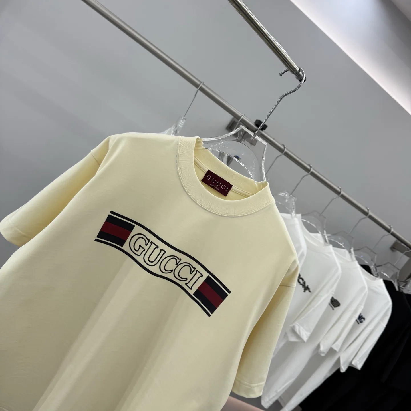 Футболки Женские Gucci 1548584