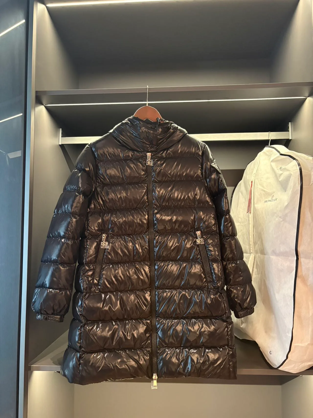 Куртки И Пуховики Женские Moncler 18111043