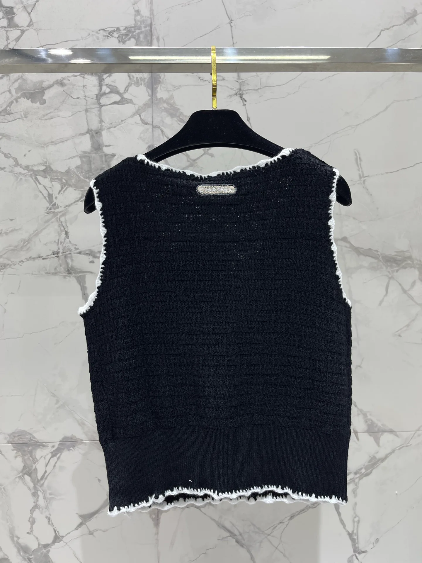 Жилеты Женские Chanel 11339884