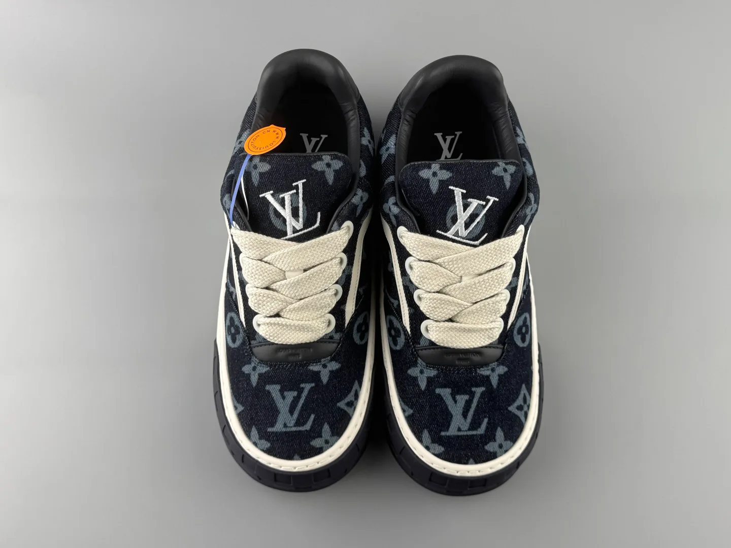 Кроссовки Женские Louis Vuitton 17293055