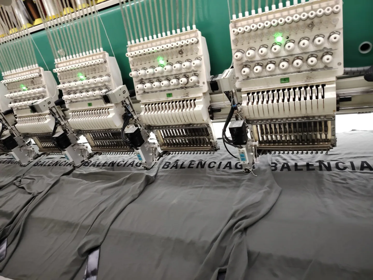 Свитшоты И Худи Мужские Balenciaga 11485608