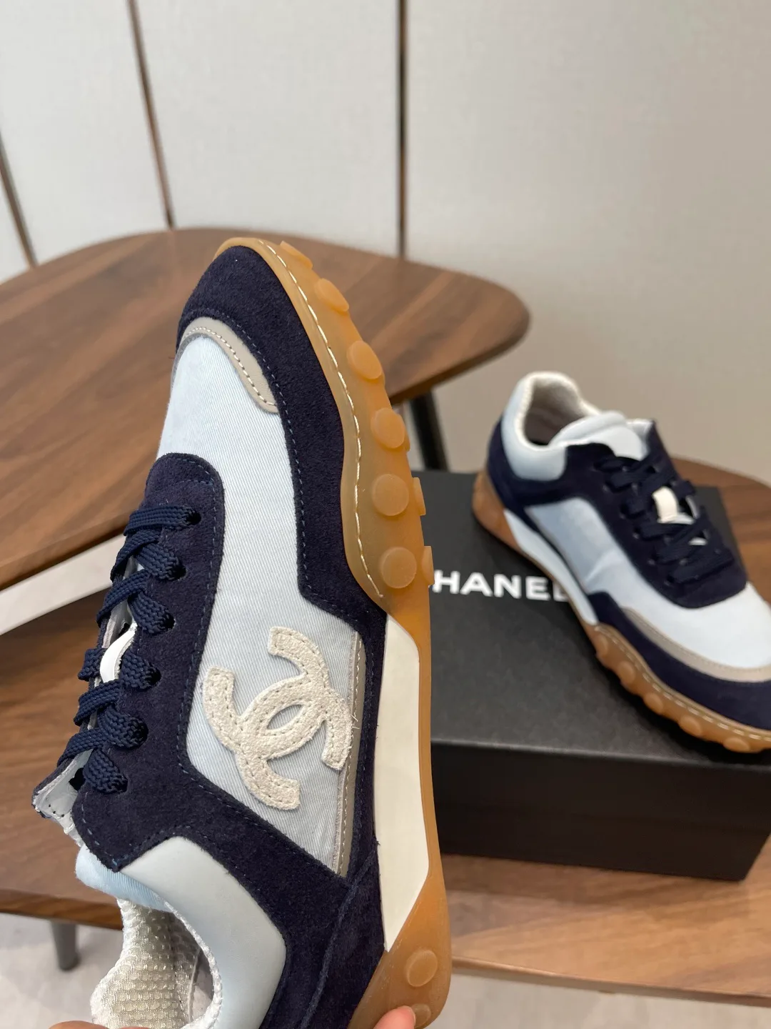 Кроссовки Женские Chanel 11645180