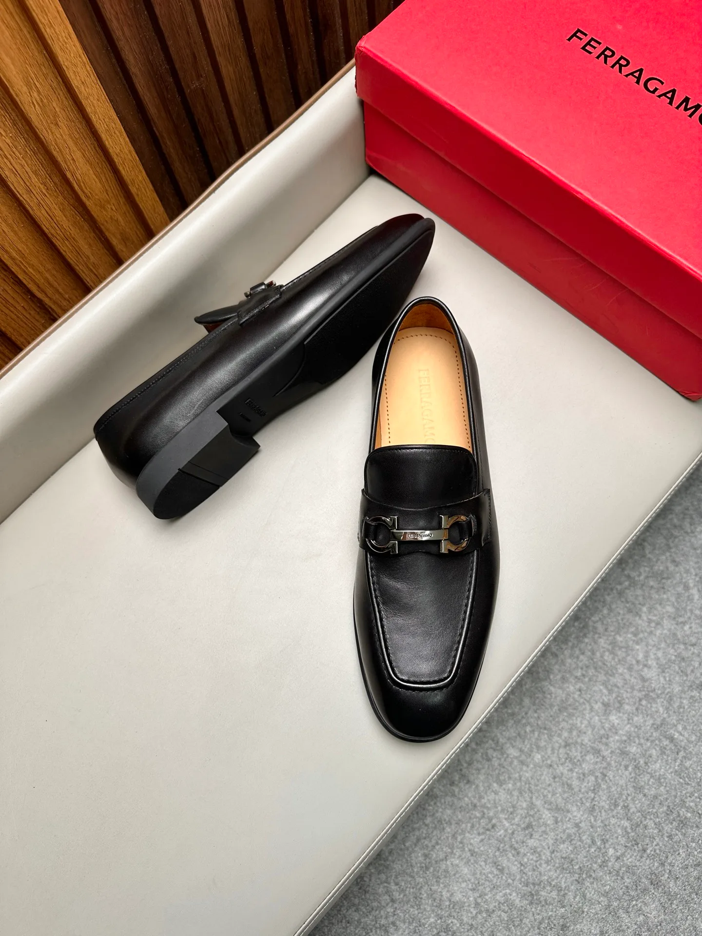 Лоферы И Туфли Мужские Salvatore Ferragamo 17501276