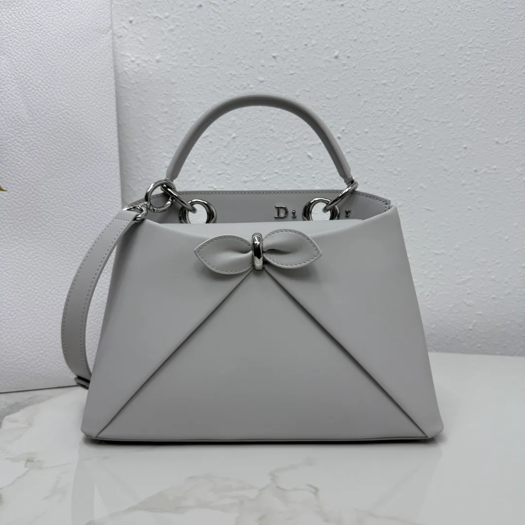 Классические Сумки Женские Christian Dior 18116411
