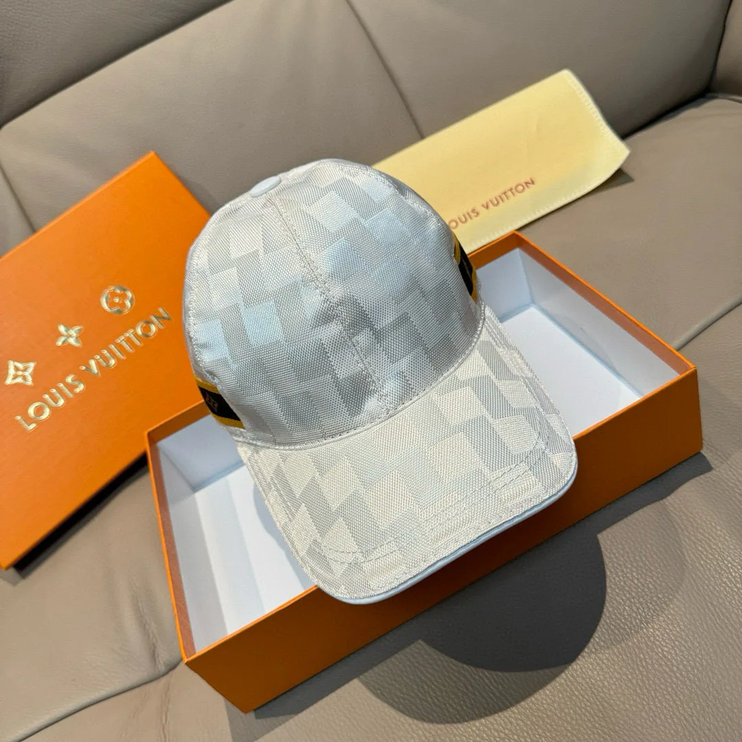 Головные Уборы Louis Vuitton 13517