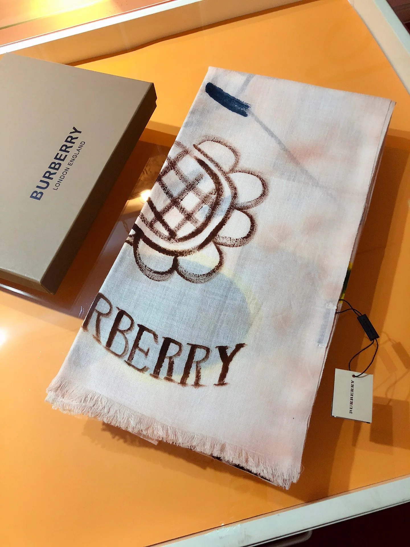 Шарфы Burberry 1780856
