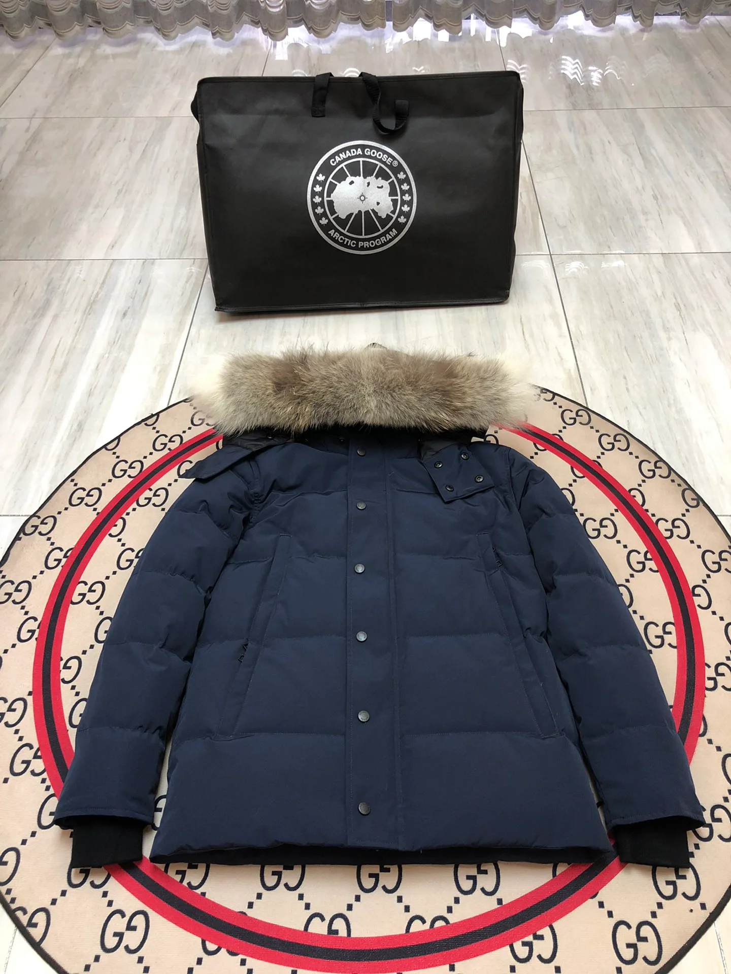 Куртки И Пуховики Женские Canada Goose 3153874