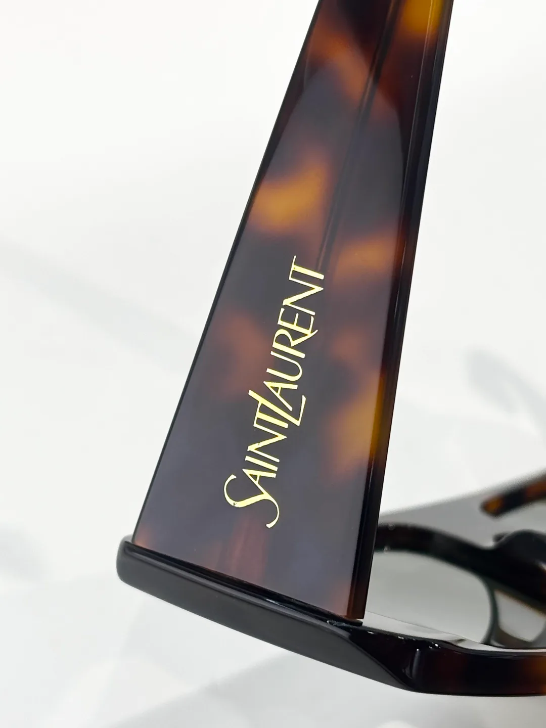 Очки Saint Laurent 304223