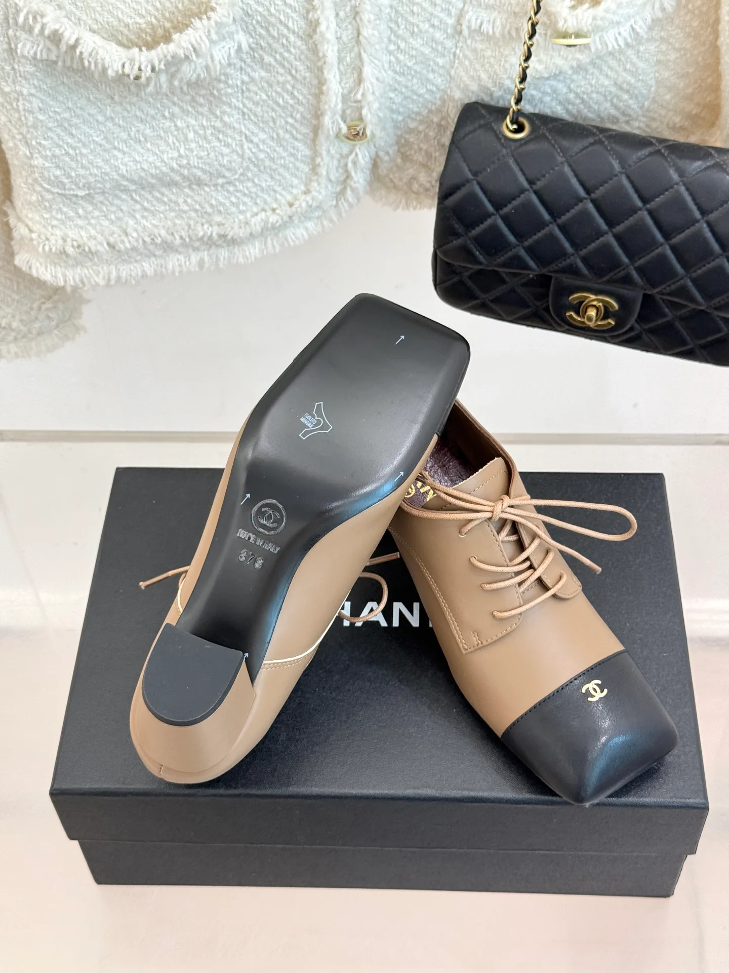Туфли Женские Chanel 17480806