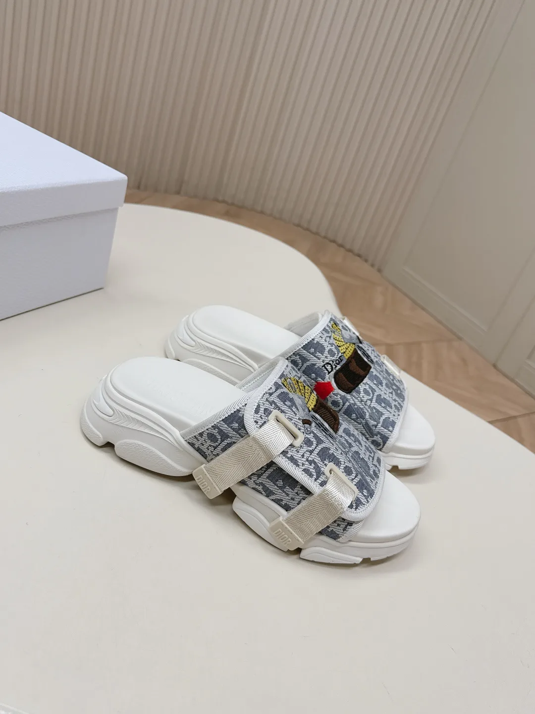 Шлепанцы Женские Christian Dior 11214805