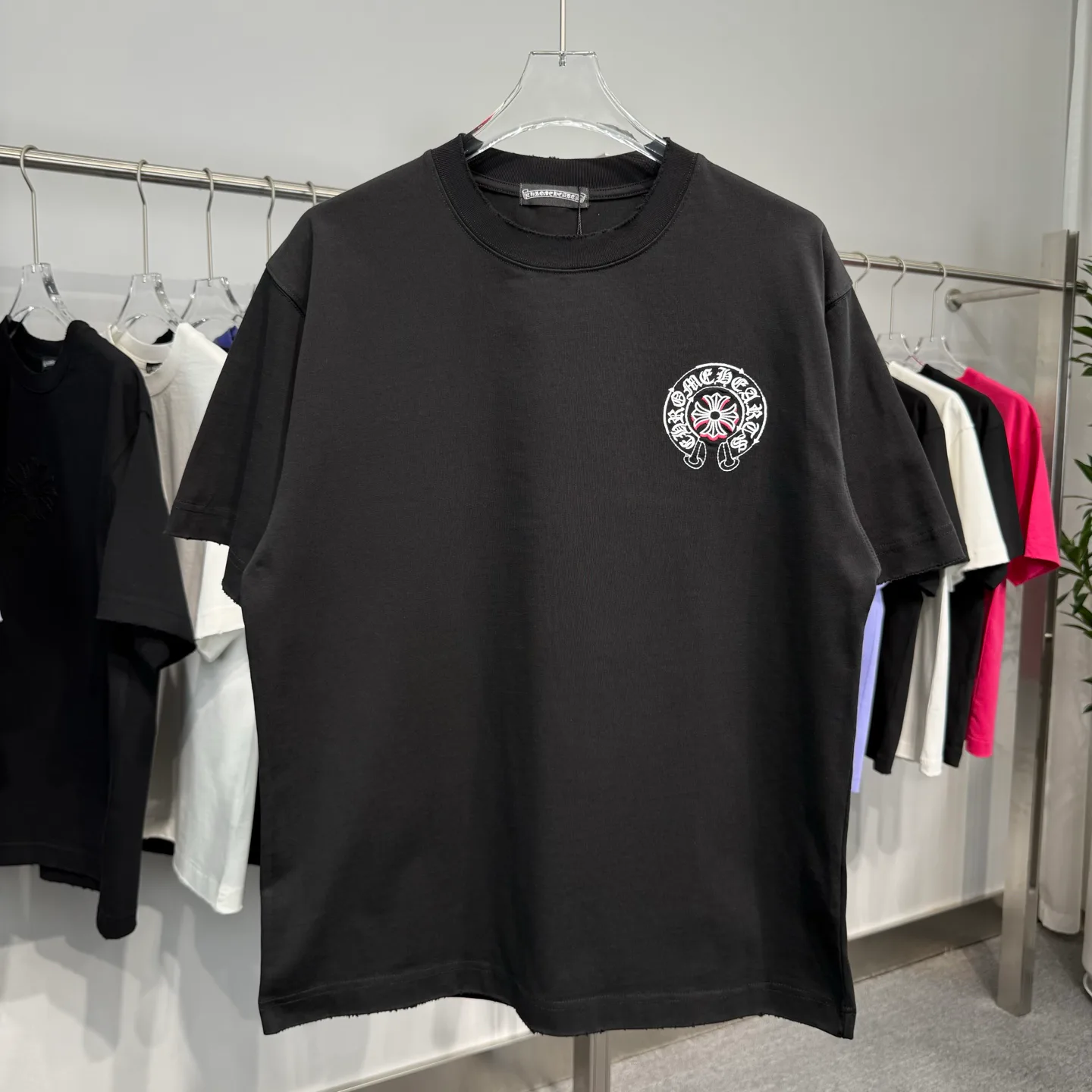 Футболки Женские Chrome Hearts 5082354