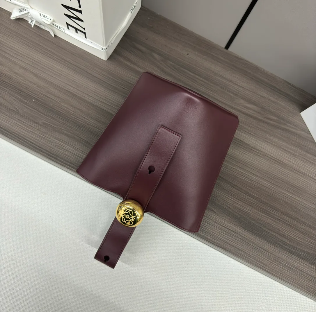 Сумки На Ремне Женские Loewe 3930241