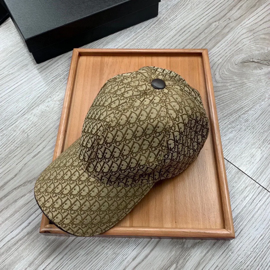 Головные Уборы Christian Dior 12882068