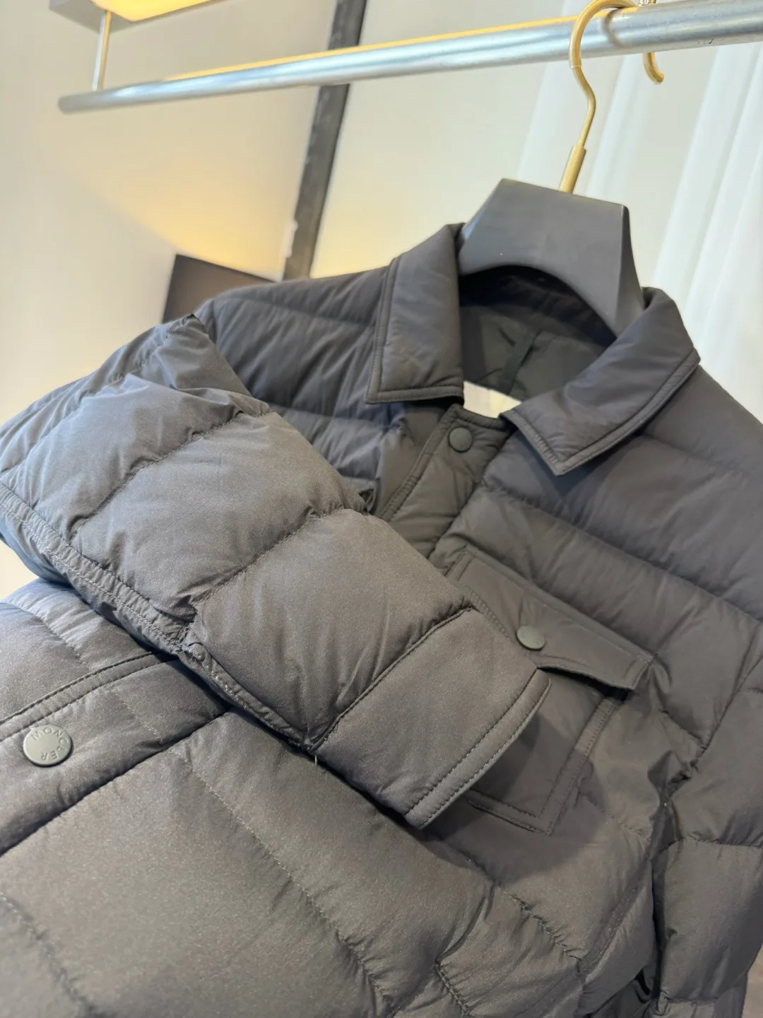 Куртки И Пуховики Женские Moncler 18421359
