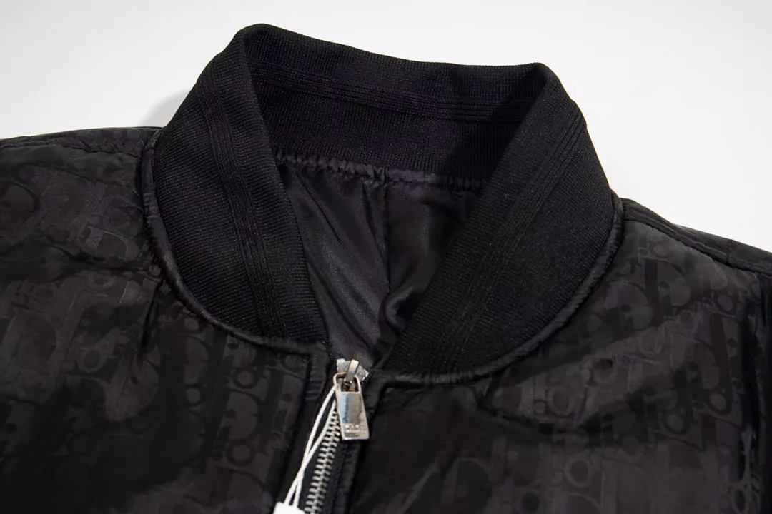 Куртки И Пуховики Мужские Christian Dior 18215660
