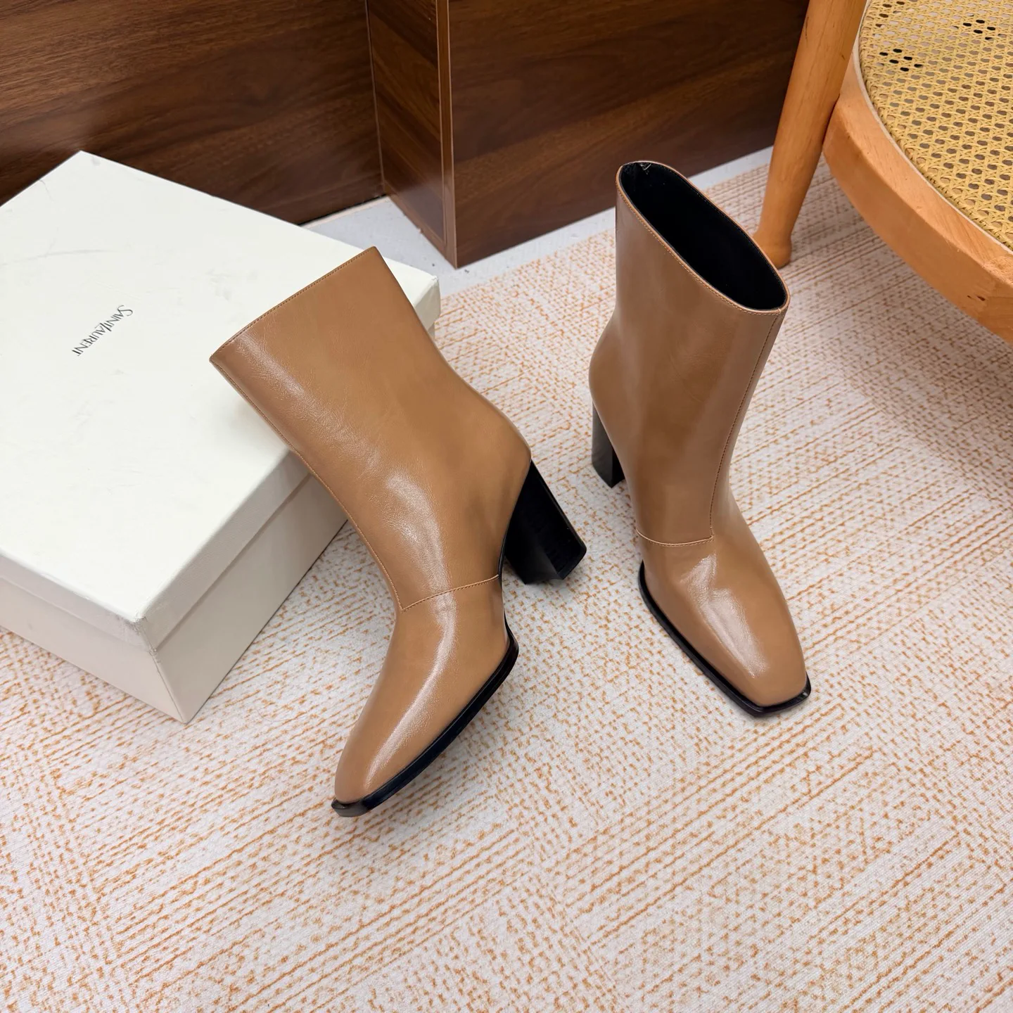 Ботильоны Женские Saint Laurent 18104625