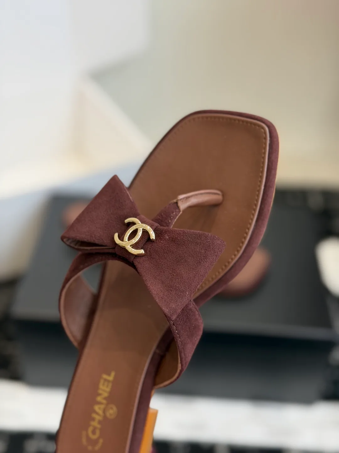 Шлепанцы Женские Chanel 17740570