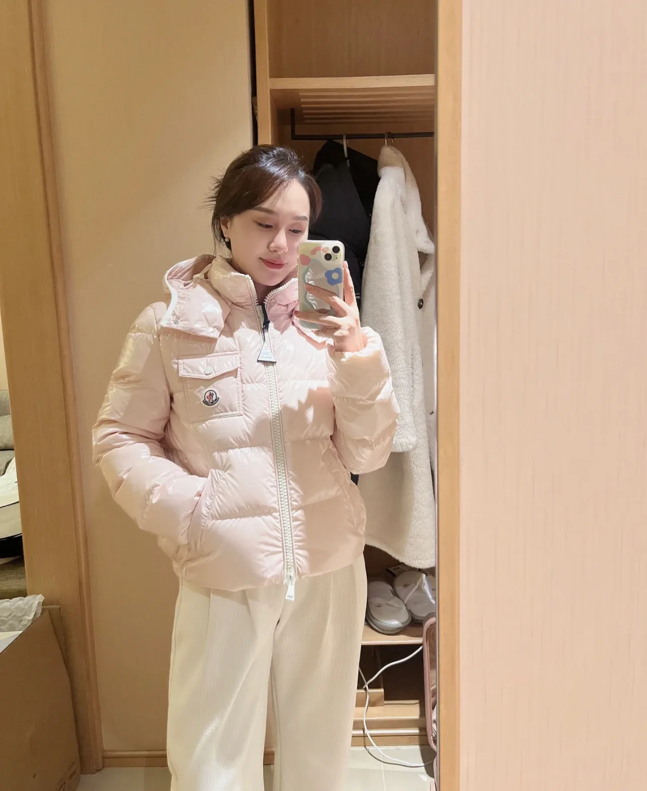 Куртки И Пуховики Женские Moncler 1163033