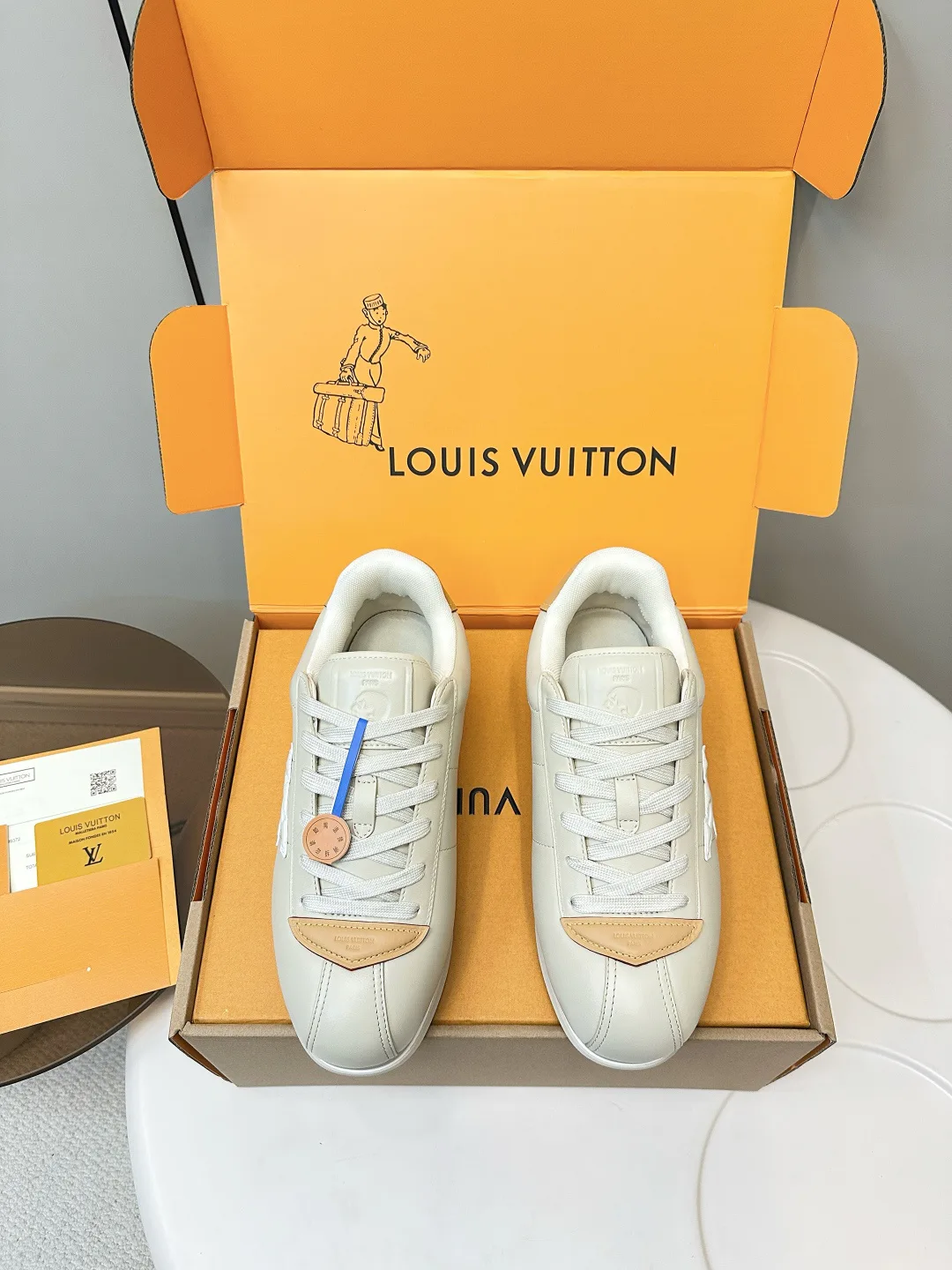 Кроссовки Женские Louis Vuitton 1511732