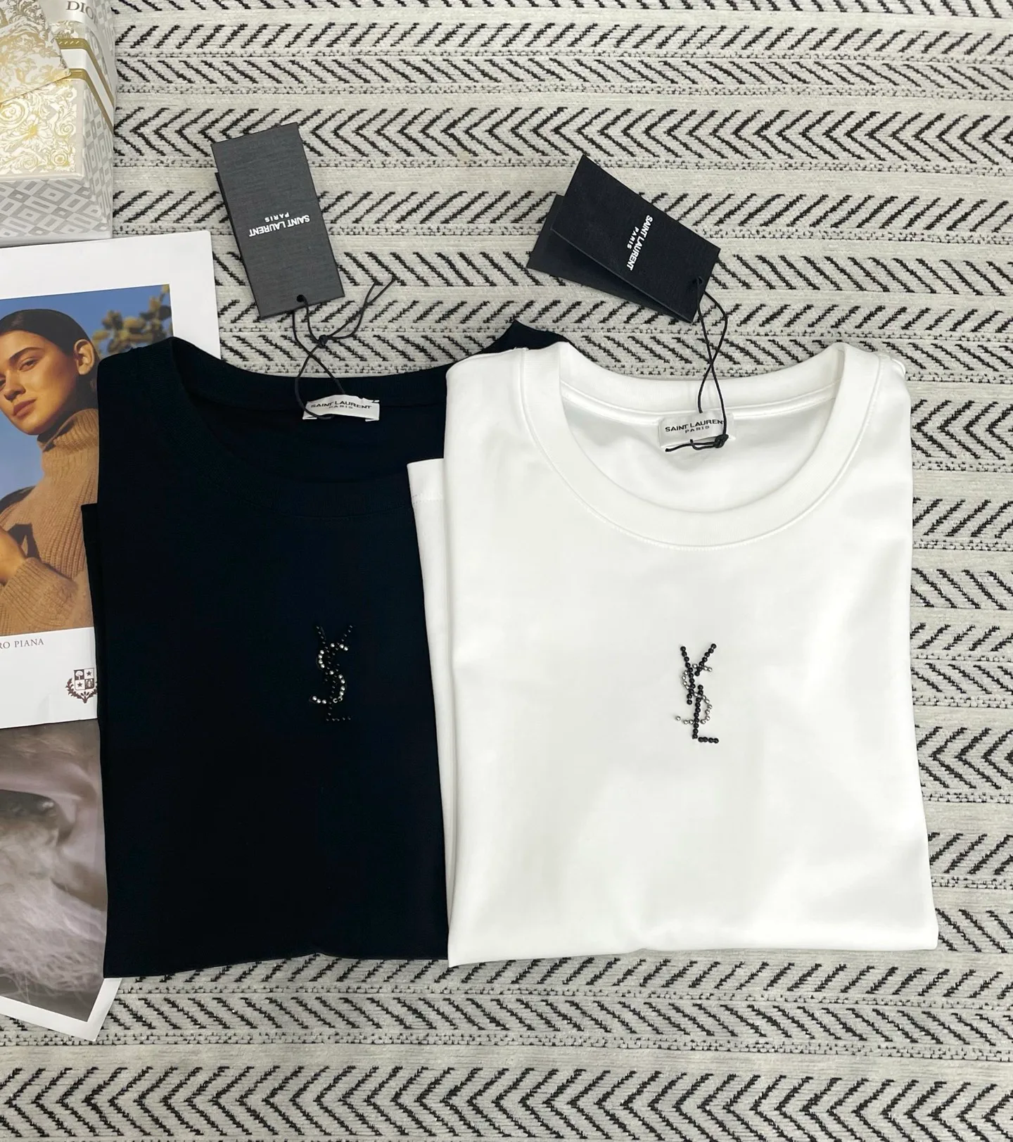 Футболки Женские Saint Laurent 11516802