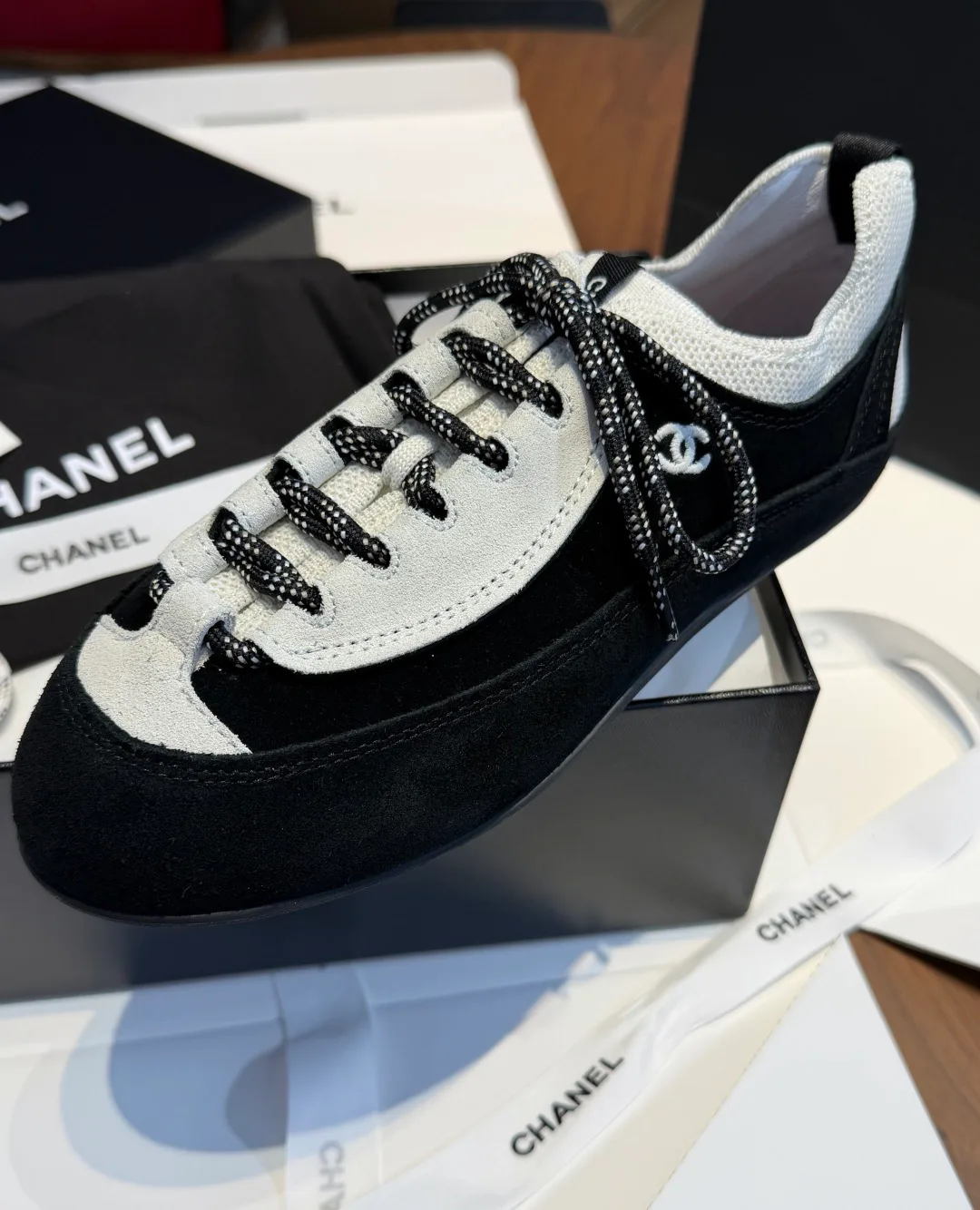 Кроссовки Женские Chanel 17313418
