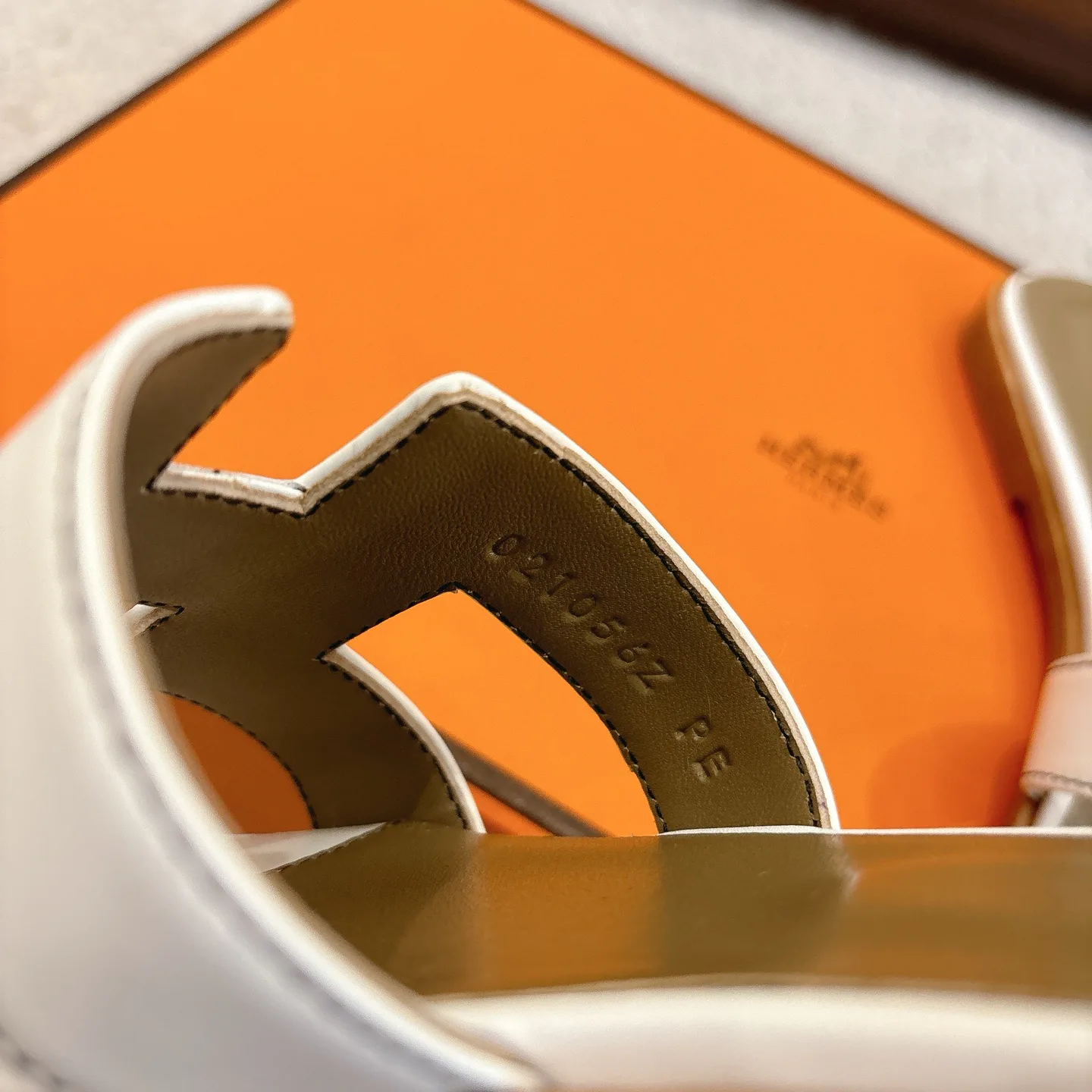 Шлепанцы Женские Hermes 879113