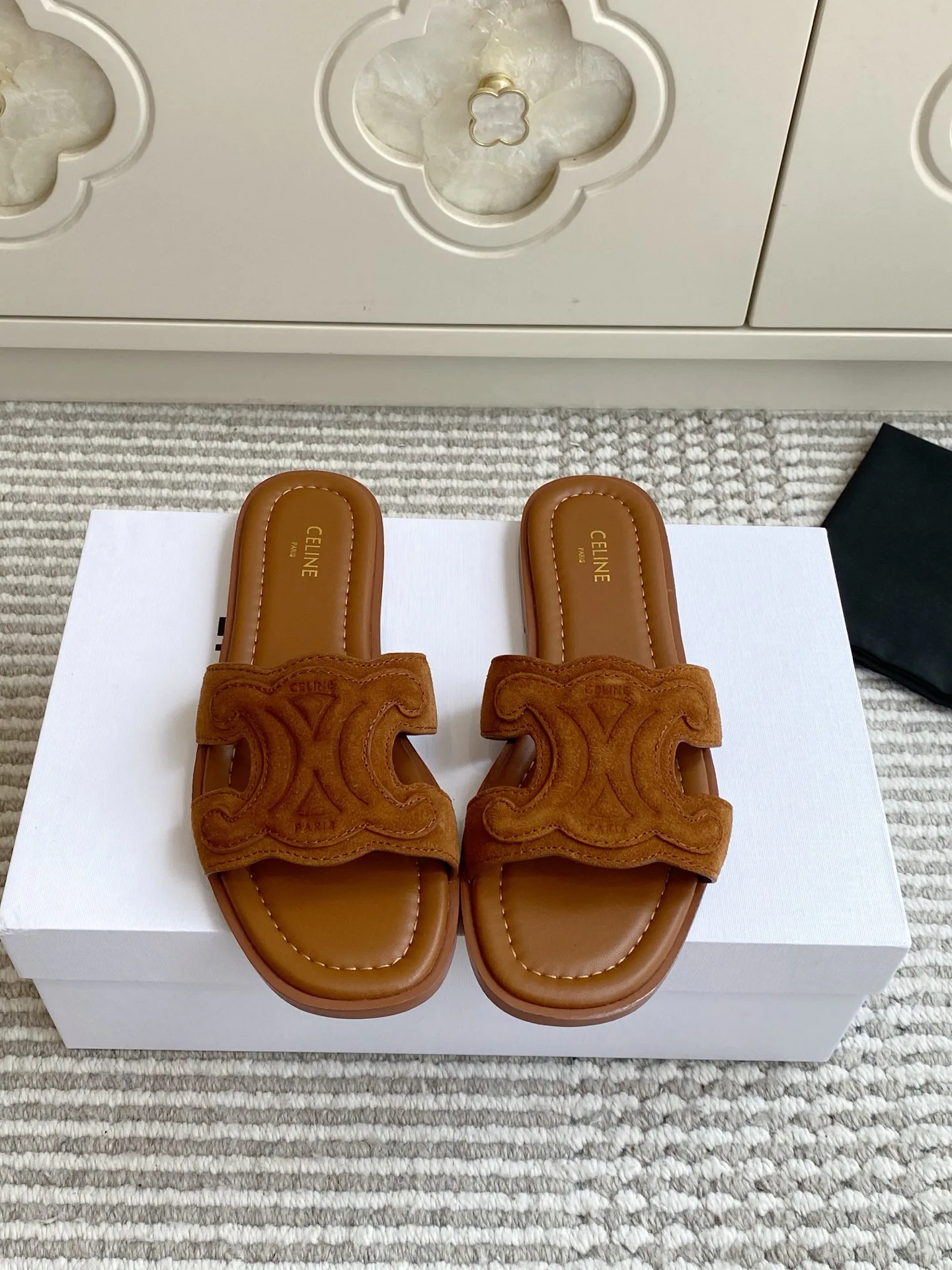 Шлепанцы Женские Celine 17572138