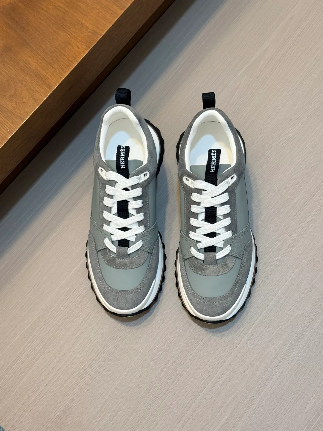 Кроссовки Мужские Hermes 18055242