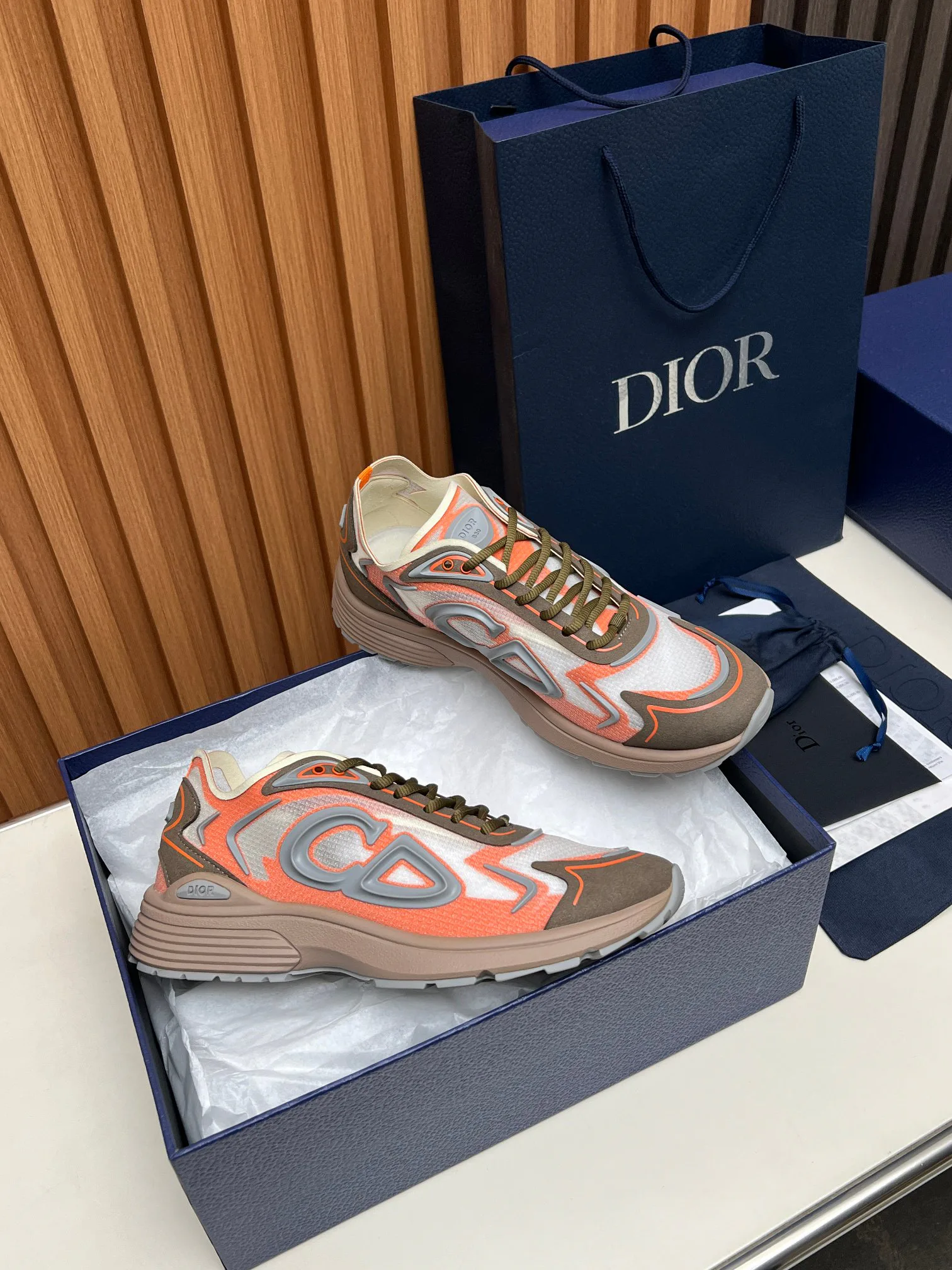 Кроссовки Женские Christian Dior 13406948