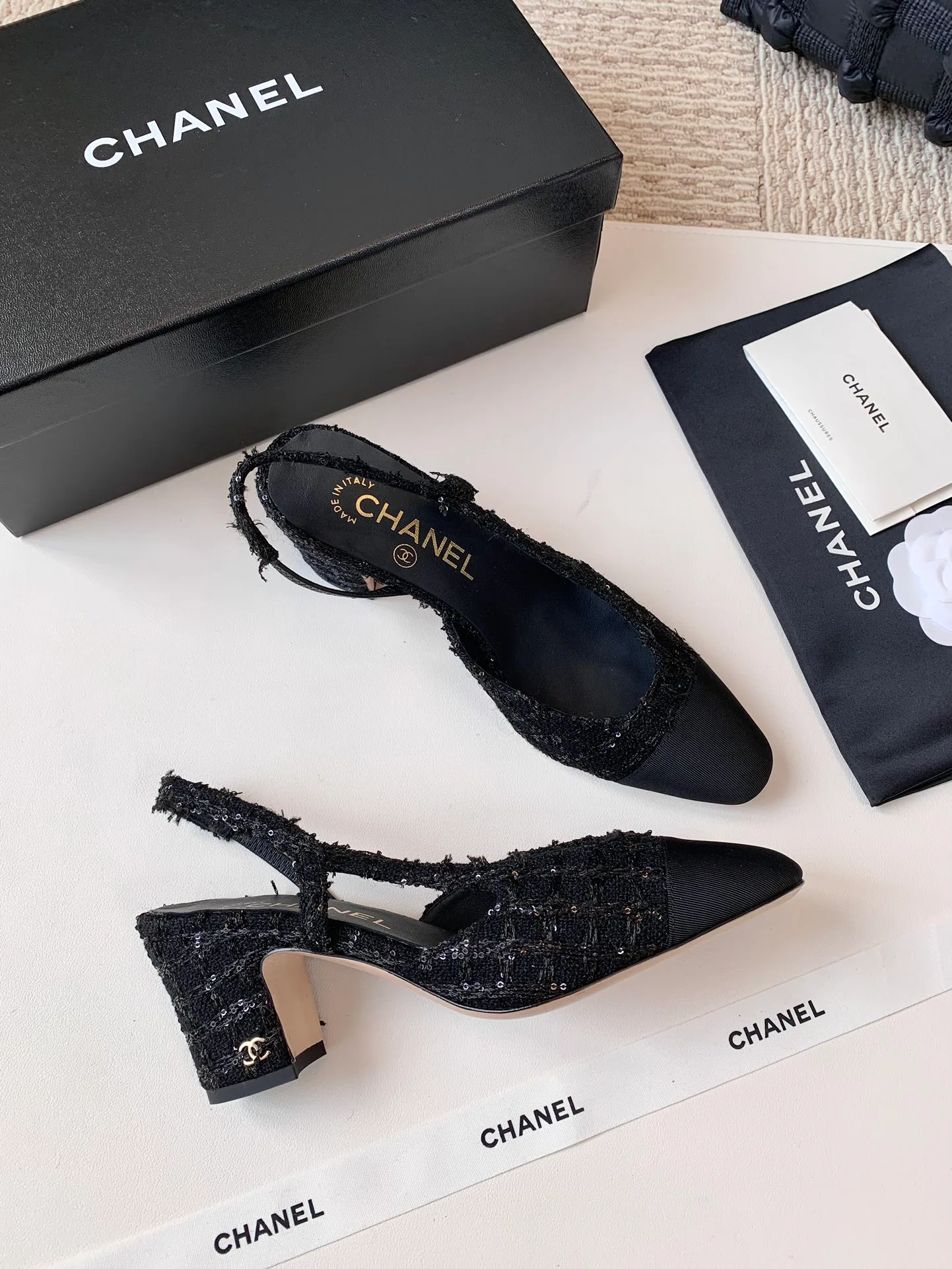 Босоножки Женские Chanel 12973517