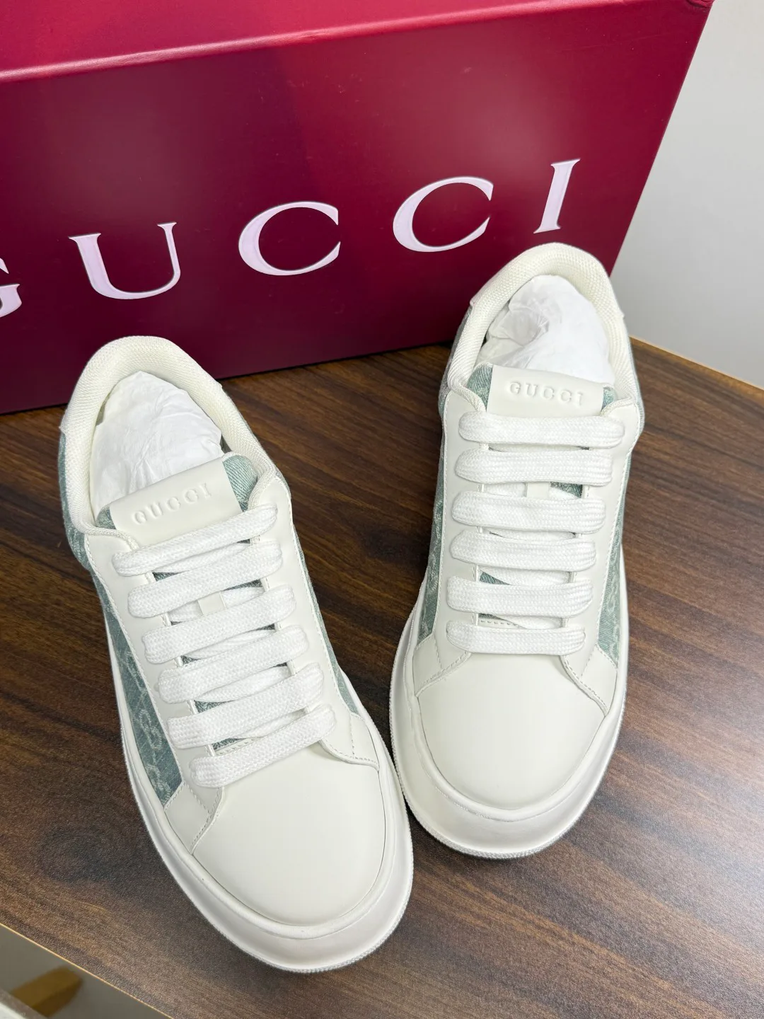 Кроссовки Женские Gucci 19659292