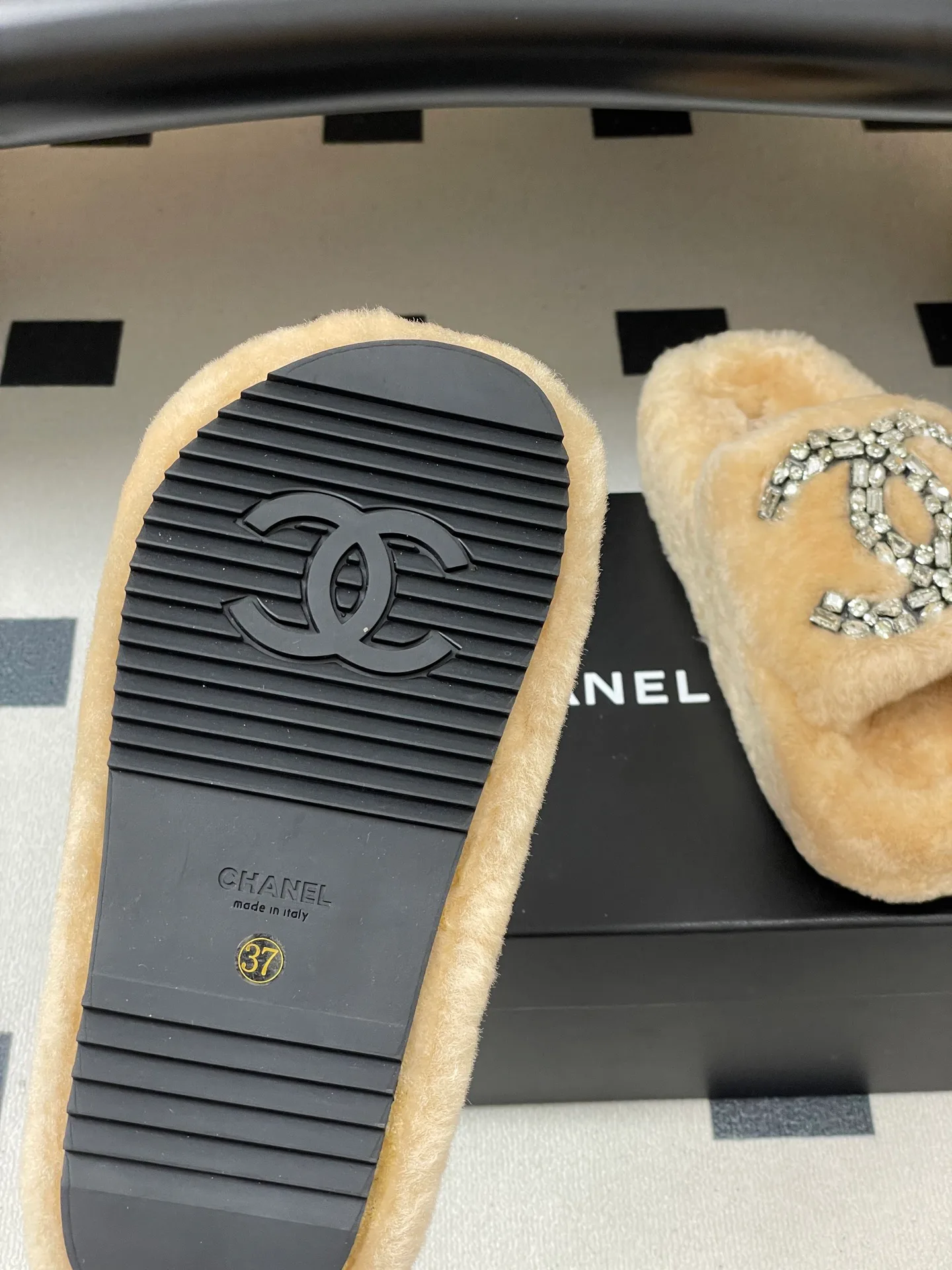 Тапочки Женские Chanel 94566
