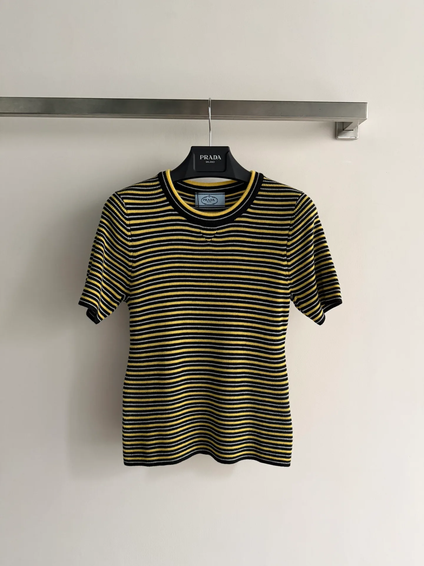 Футболки Женские Prada 11421738