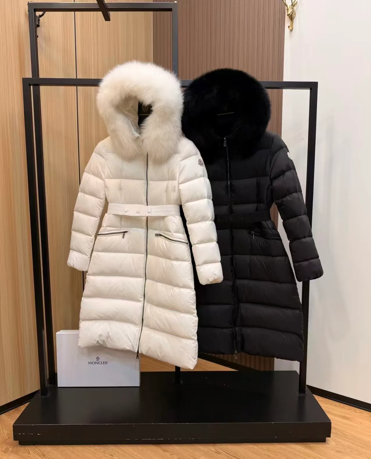 Куртки И Пуховики Женские Moncler 17964503