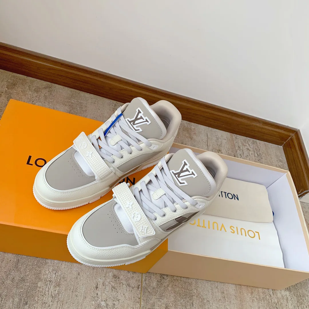 Кроссовки Женские Louis Vuitton 10234409