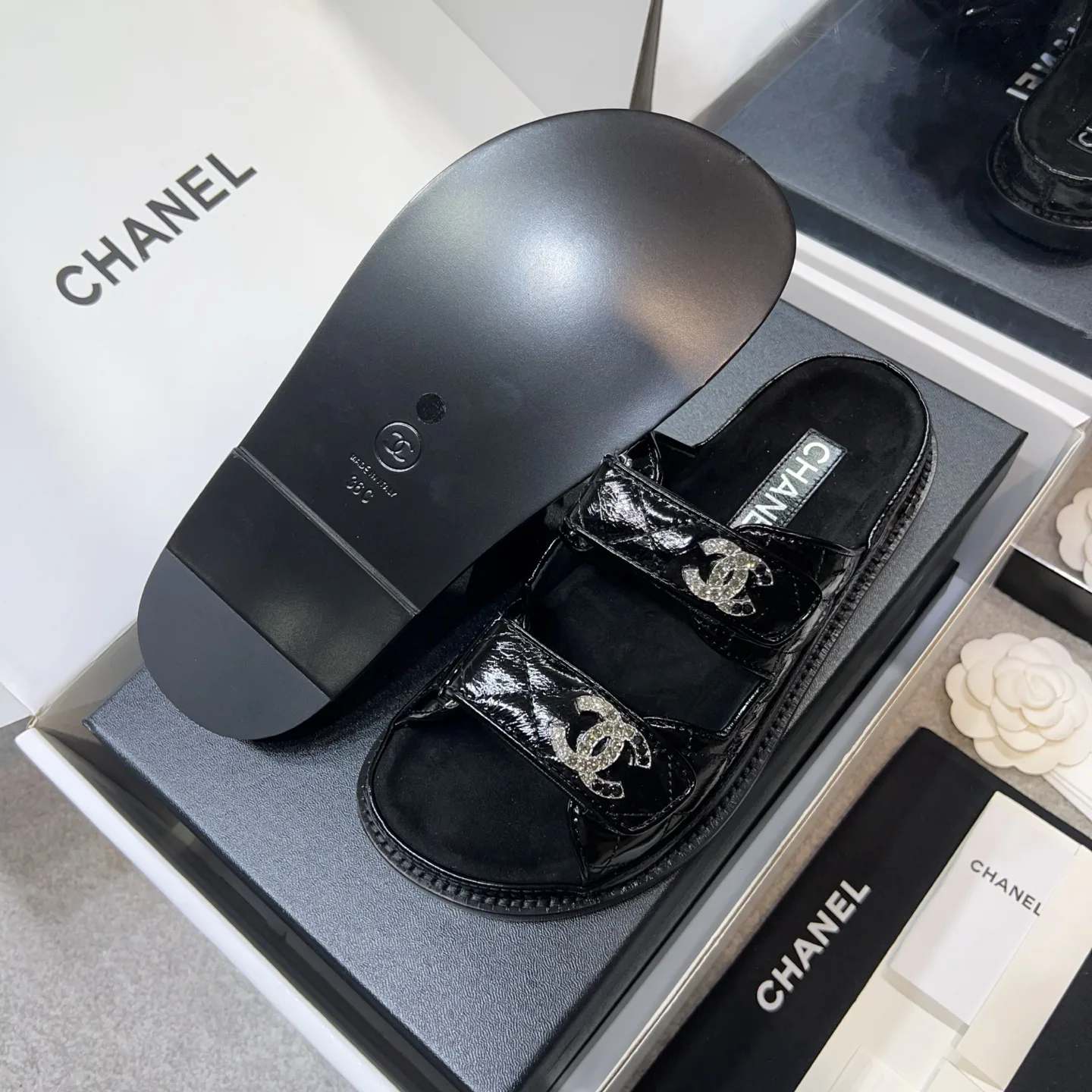 Шлепанцы Женские Chanel 23270