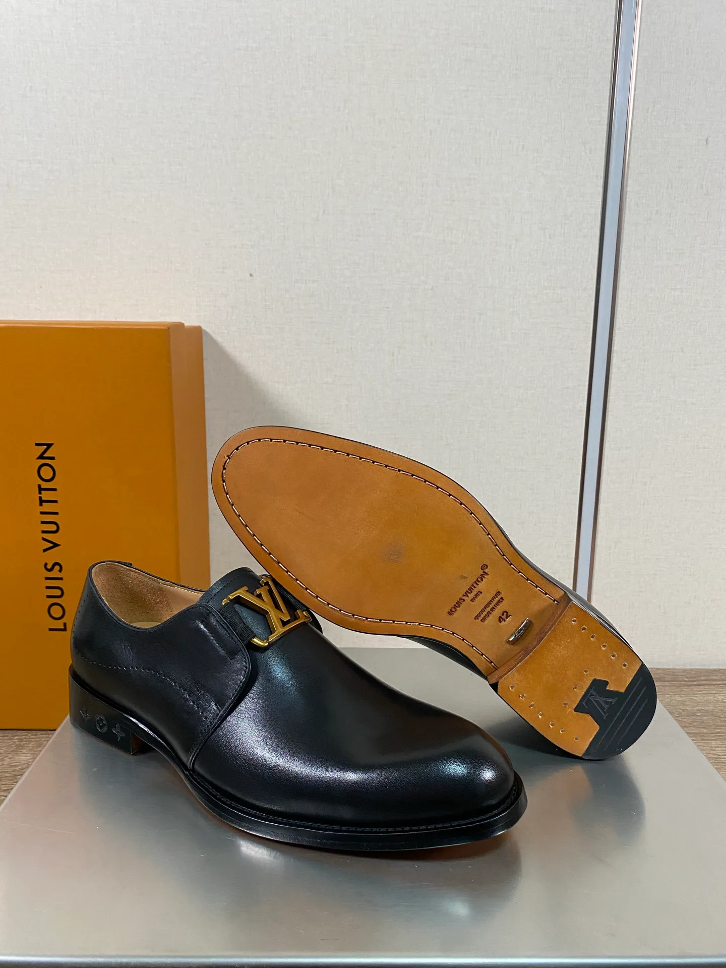 Лоферы И Туфли Мужские Louis Vuitton 18078687