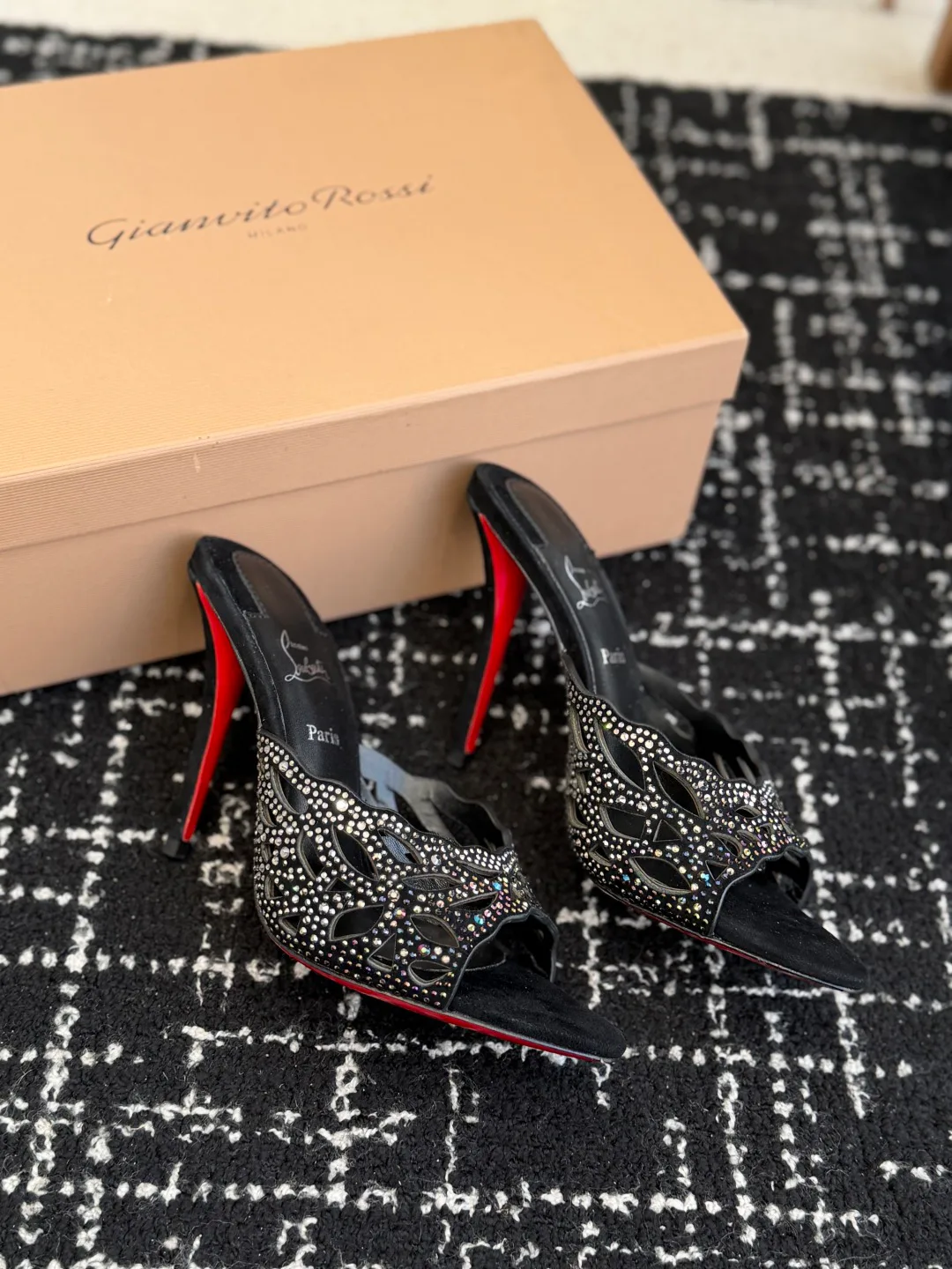 Туфли Женские Christian Louboutin 1561396