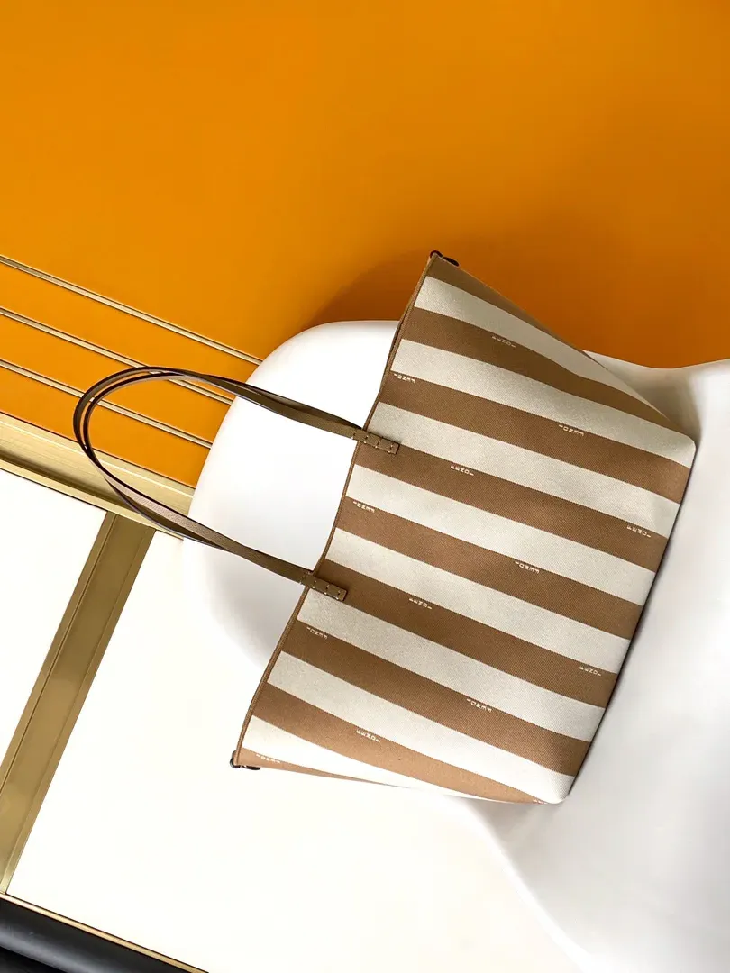 Сумки На Ремне Женские Fendi 293045