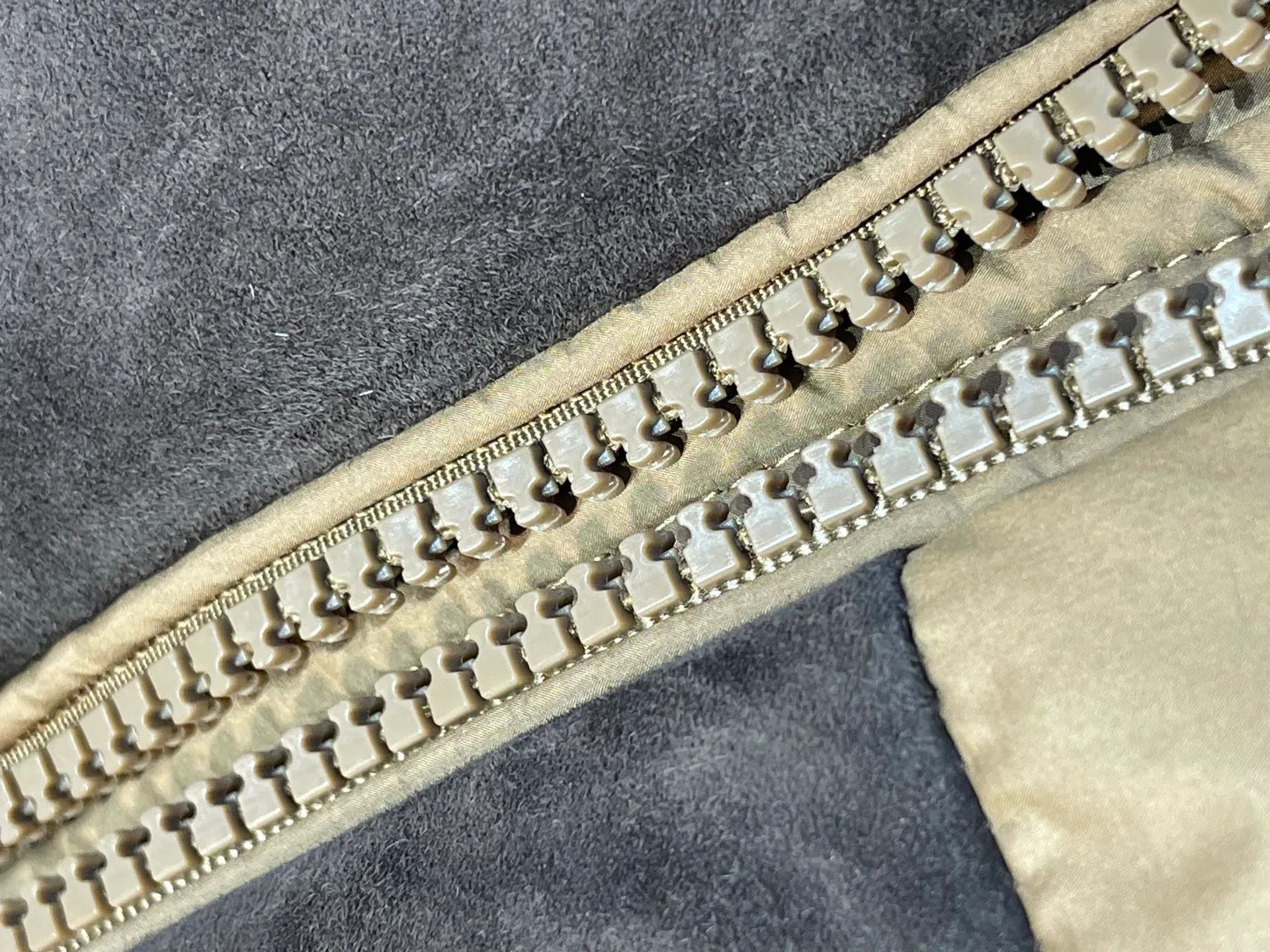 Куртки И Пуховики Женские Moncler 4472332
