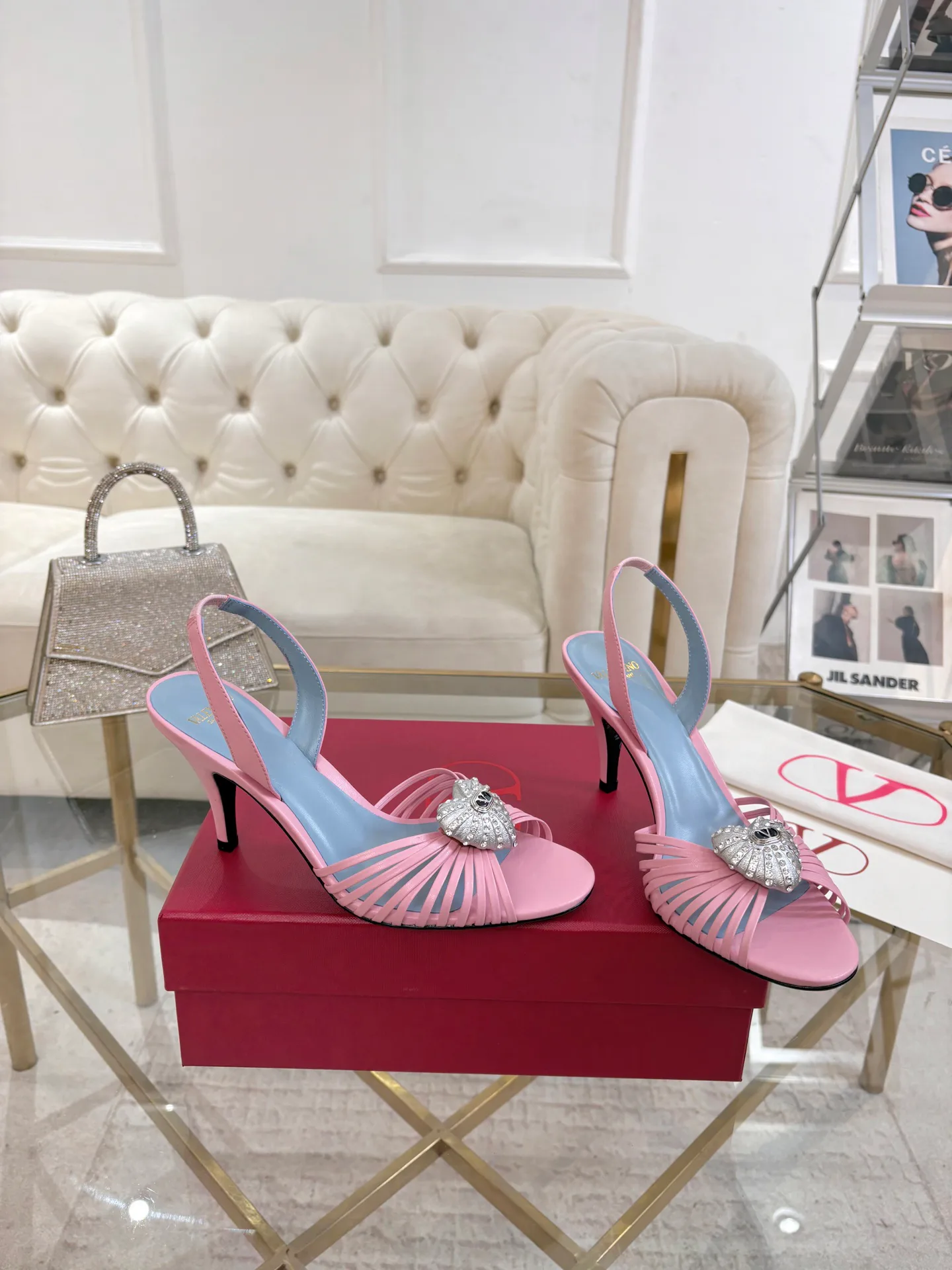 Босоножки Женские Valentino 18135277